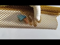 پرده ای از آلومینیوم برای تقسیم پرده