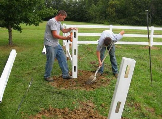 100٪ مواد تازه دوامدار 2rails 3rails PVC Paddock حصار حصار مزرعه