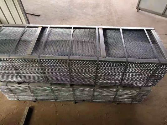 27 "در 96" الماس گالوانیزه ضلع مسطح گسترش فلزی لیت دیواری گچ شبکه 2.5lbs استوک دیوار لیت