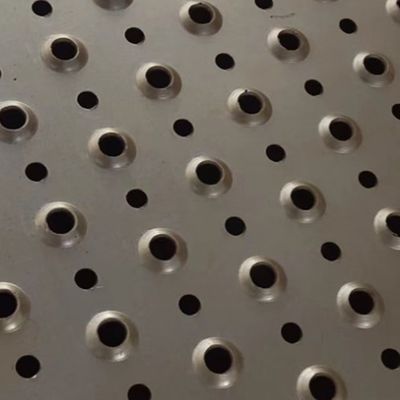 گریتینگ تخته فلزی سوراخ دار محکم گریپ گریپ