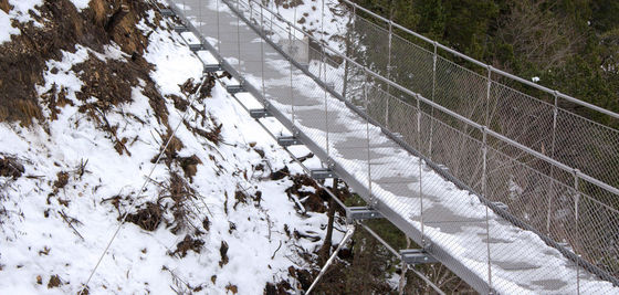 توری طناب سیمی استیل ضد زنگ مقاوم در برابر اشعه ماوراء بنفش با طول عمر بالا و خواص غیر سمی برای حصار باغ وحش و پرنده خانه