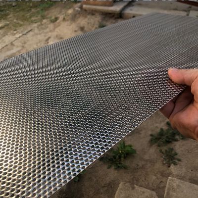 PVDF پوشش معماري مربع آلومینیوم پنل های حفره دار فلزی تزئینی ورق حفره دار
