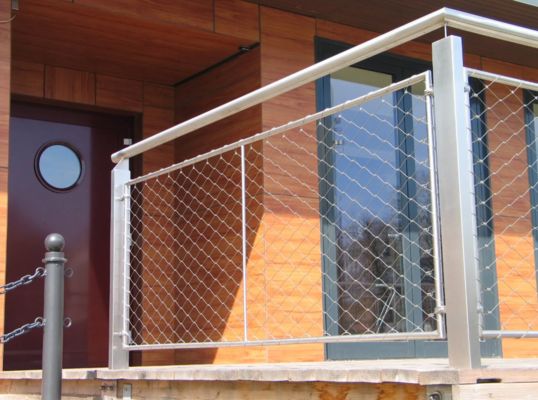 شبکه محافظ نرده پله استیل ضد زنگ AISI 304/316 با سیم بکسل و روی