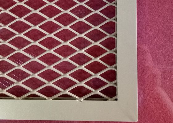 ورق فلزی منبسط سوراخ‌دار برجسته یا مسطح شده با قطر 0.5 تا 5 سانتی‌متر
