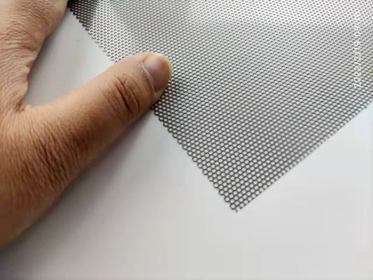 ميش فلزي سوراخ شده 2.03mm سفارشي براي شبكه هاي بلندگو