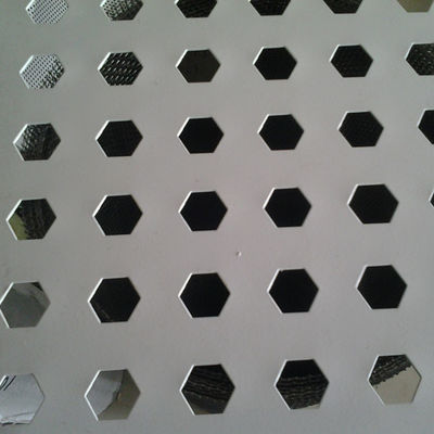 پنل تزئینی آلومینیومی سوراخ شده 1000x2000mm ضخامت 0.3mm