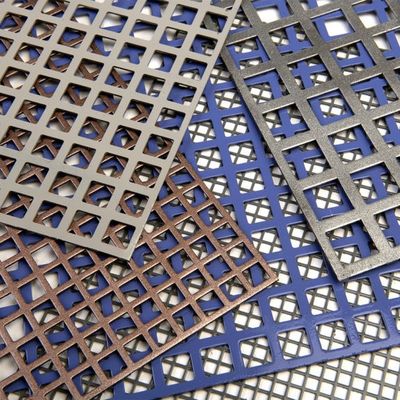 پانل های نمای فلزی آلومینیوم سوراخ شده دیواری پرده تزئینی شبکه سوراخ شده
