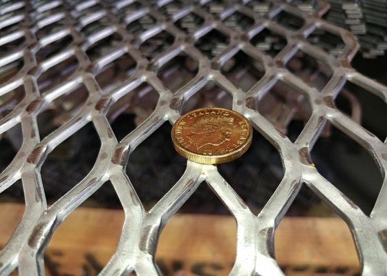 ورق فلزی منبسط شده الماس فولاد کربنی 4 میلی متری تخت 4x8