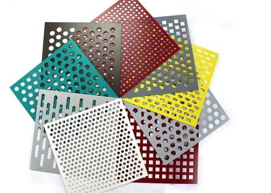 نماهای فلزی سوراخ دار PVDF تزئینی معماری 1500*2500 میلی متر