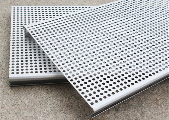کاشی های سقف فلزی سوراخ دار آلومینیومی با روکش PVC 3003H24 معلق