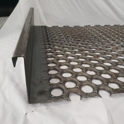 تخته های فولادی کربنی 3 میلی متری سوراخ دار Perf O Grip برای پلت فرم